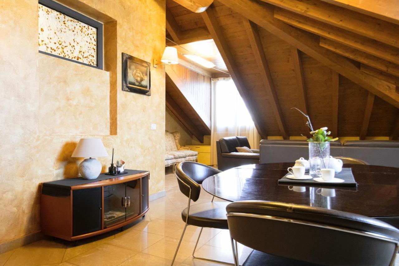 Ferienwohnung Easylife - Esclusivo Attico In S Babila Mailand Exterior foto